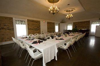 Rogues Harbor Inn Lansing 外观 照片